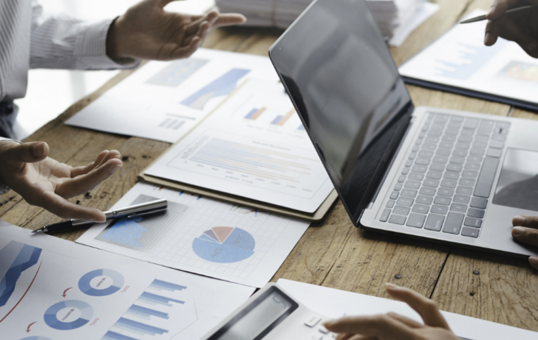 Financial Decision Makers 740